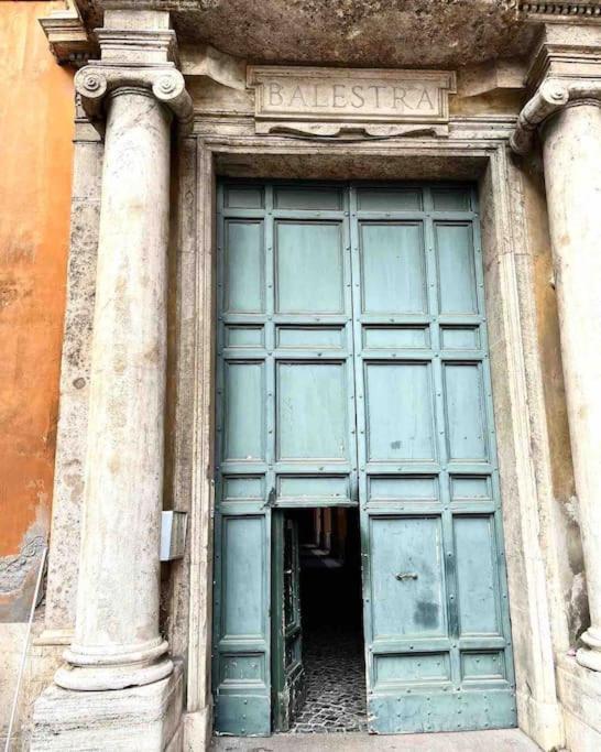 Aphrodite Apartment Piazza Venezia Roma Exterior foto